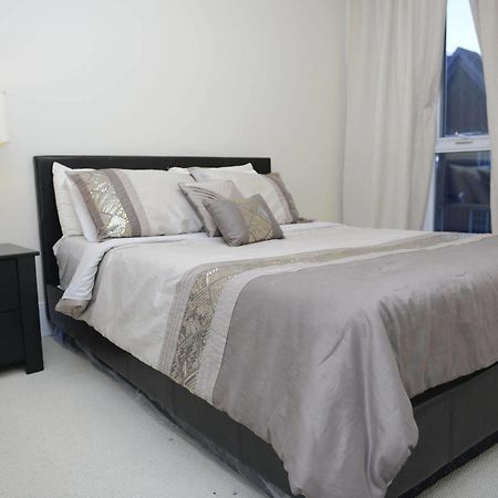 Life Suites Luxury Downtown Condos Toronto Exterior foto